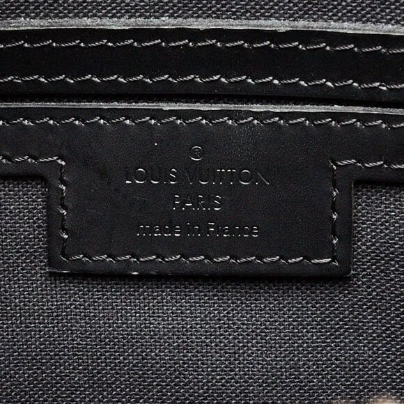 Louis Vuitton Damier Graphite Canvas Tadao Bag - Picture 10 of 12